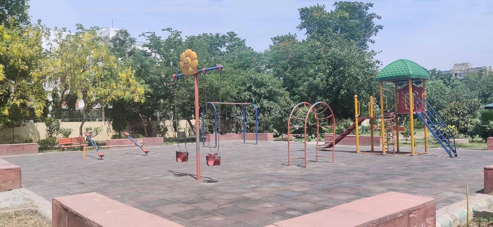 Park at CGHS Budhela, Vikaspuri